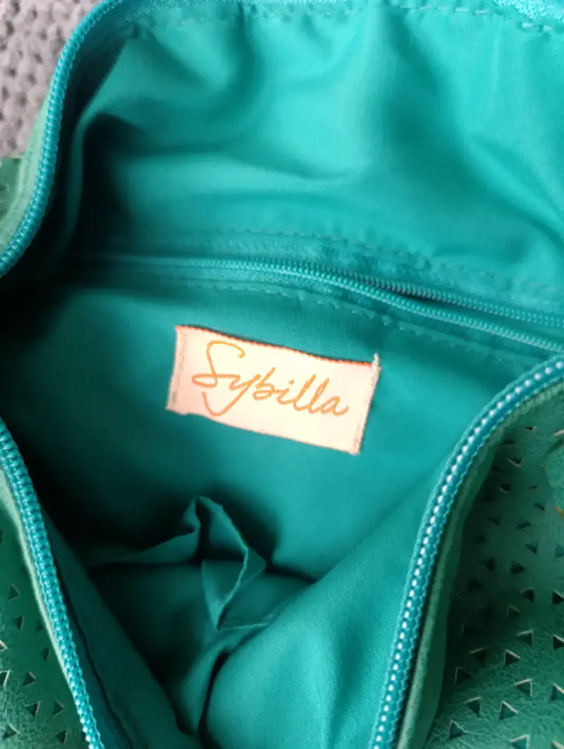 Cartera verde perforada Sybilla - 3