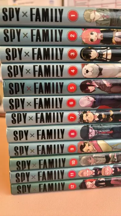 Colección de mangas Spy x Family volúmenes 1-12 - miniatura 1