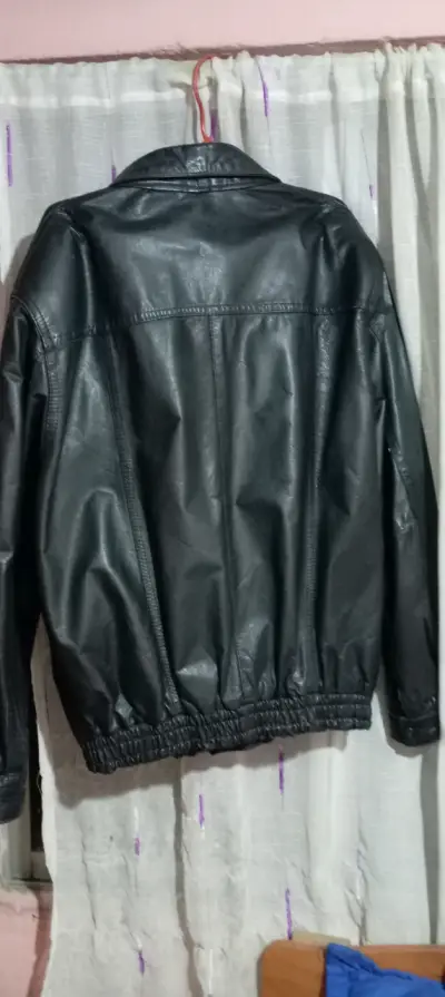 Chaqueta de cuero negra para hombre - miniatura 1