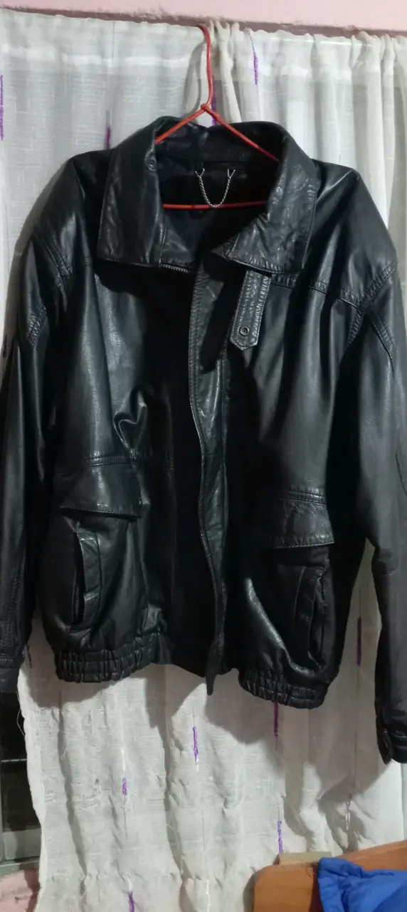 Chaqueta de cuero negra para hombre - 2