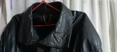 Chaqueta de cuero negra para hombre - miniatura 5