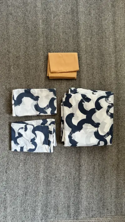 Juego de fundas estampadas azul y beige - miniatura 1