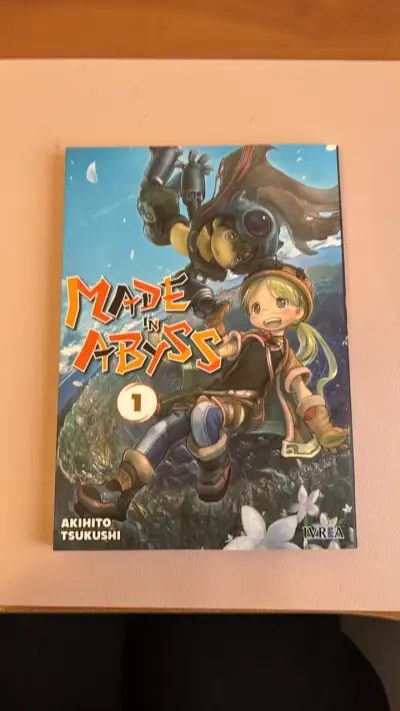 Manga Made in Abyss Volumen 1 - miniatura 1