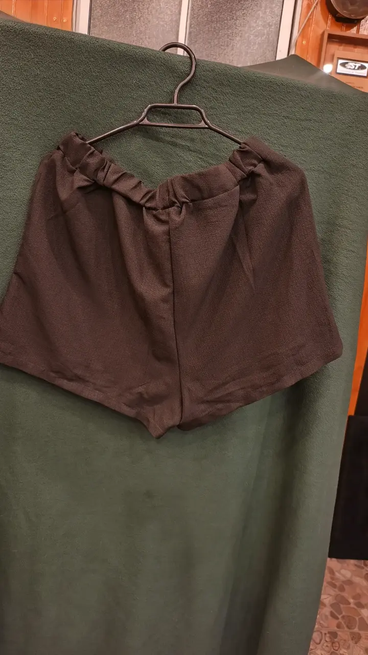 Conjunto de blusa y shorts negro para mujer - 4