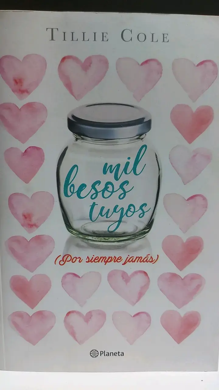 Libro 'Mil Besos Tuyos' de Tillie Cole - 3