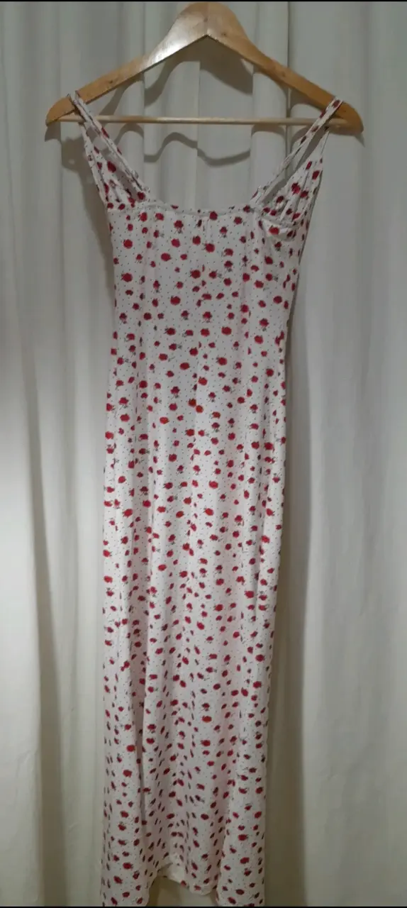 Vestido largo con estampado floral rojo  de Shein - 2