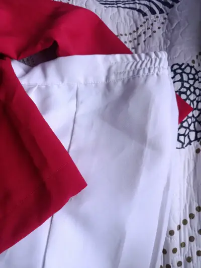 Disfraz de soldado rojo para niño - miniatura 2