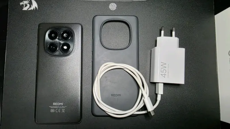 Smartphone Redmi Note 15 5G con 8GB RAM y 256GB - 2