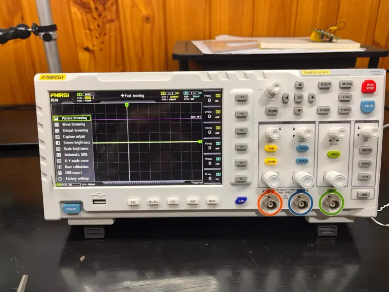 Osciloscopio digital FNIRSI con accesorios - 3