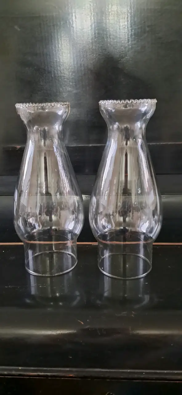 Escasas tulipas de vidrio