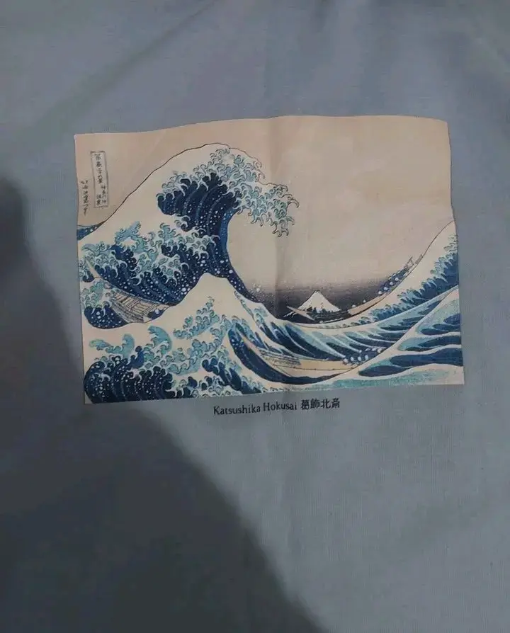 Polerón H&M con diseño de ola de Hokusai - 3