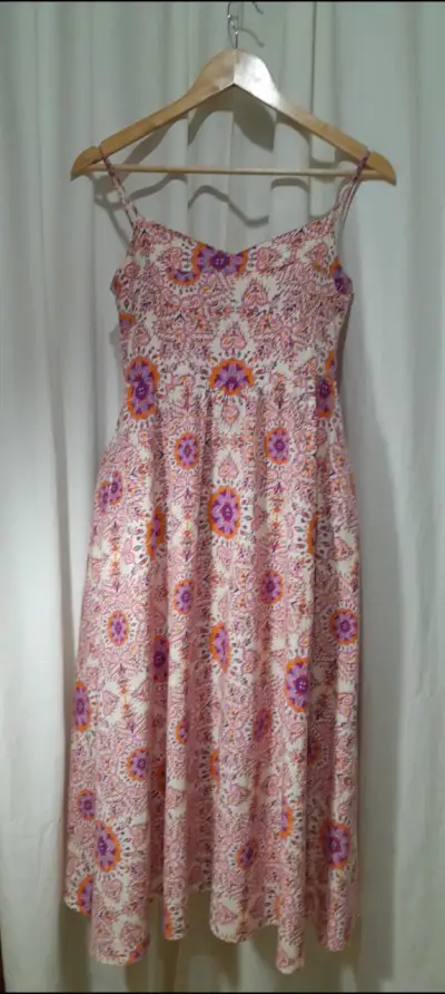 Vestido floral con Tirante Zara talla M - miniatura 1