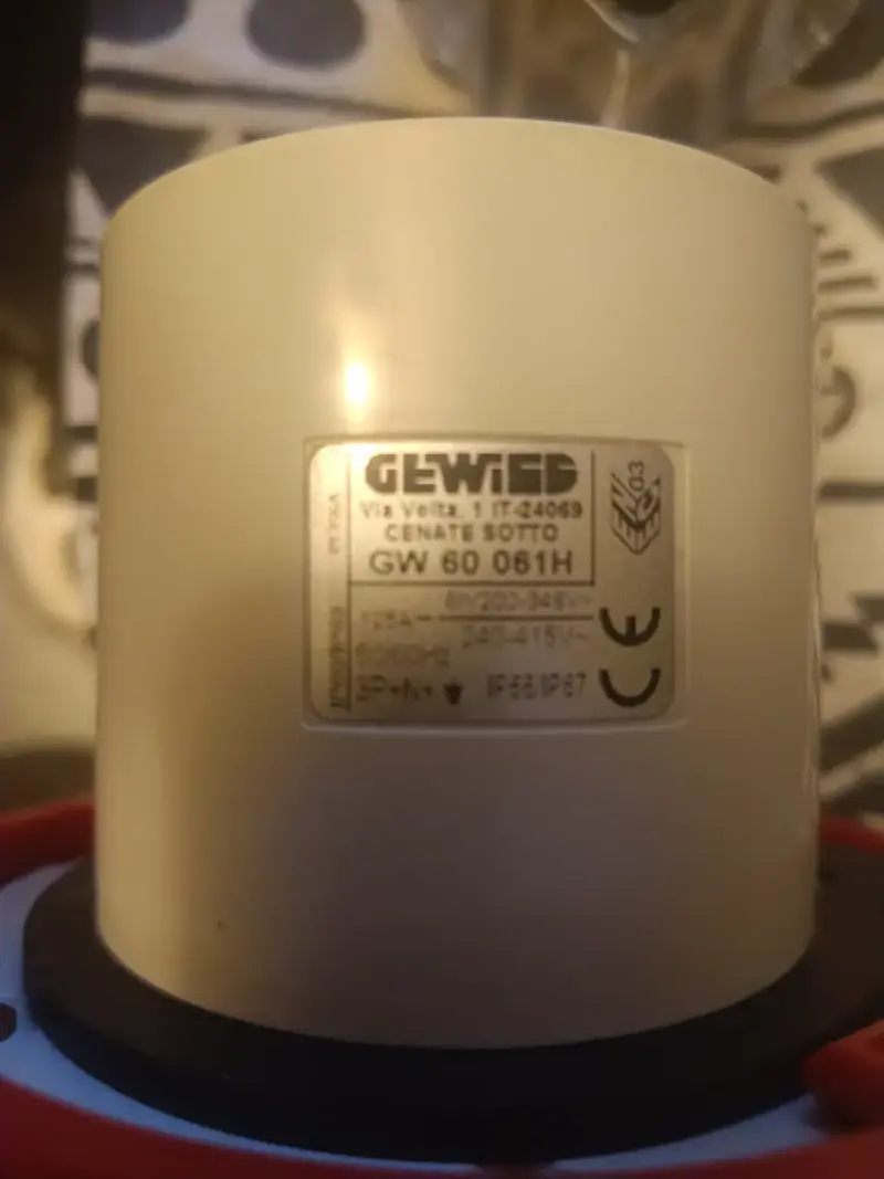 Conector industrial Gewiss 3P+N+T 63A IP67 - 3