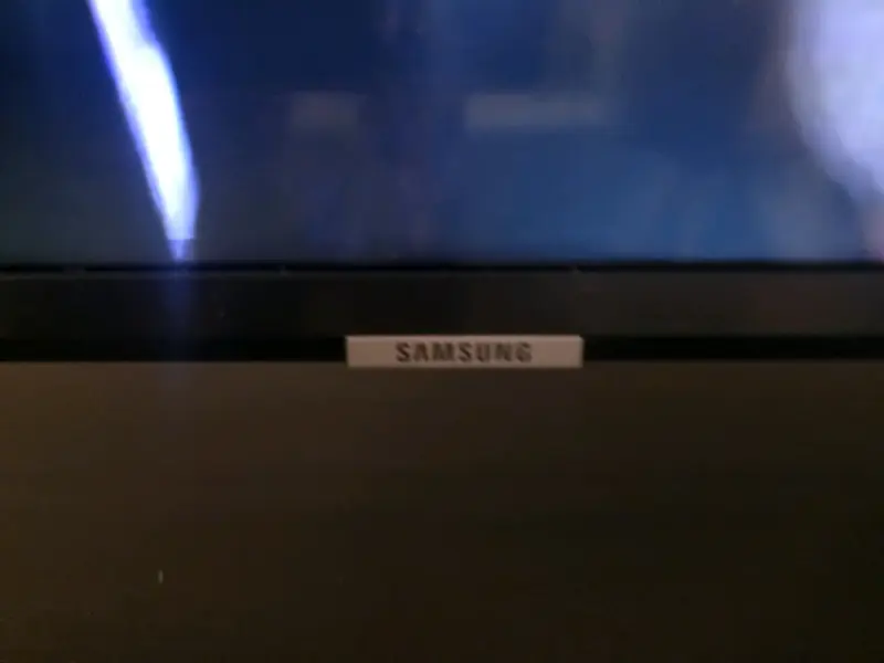 Smart TV LED Samsung UN43NU7090G, 43' - 2