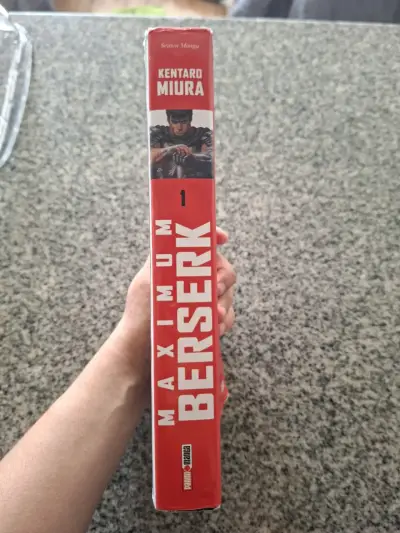 Manga Maximum Berserk Volumen 1 de Kentaro Miura - miniatura 3