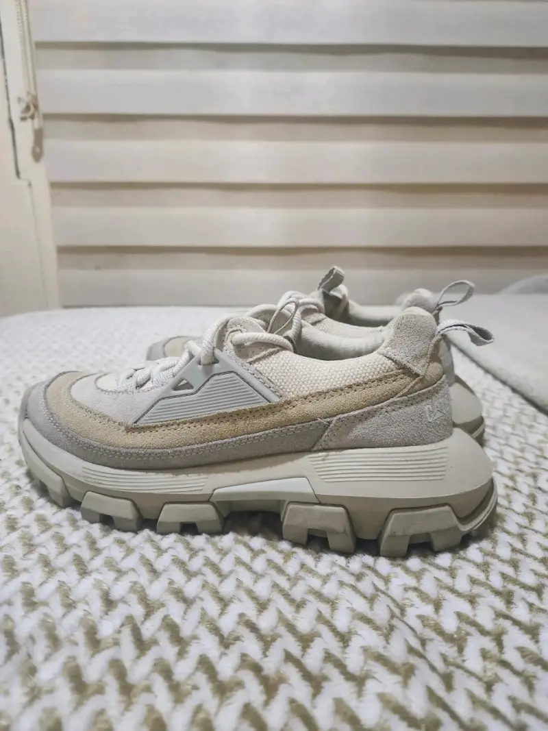 Zapatillas deportivas beige Caterpillar mujer - 2