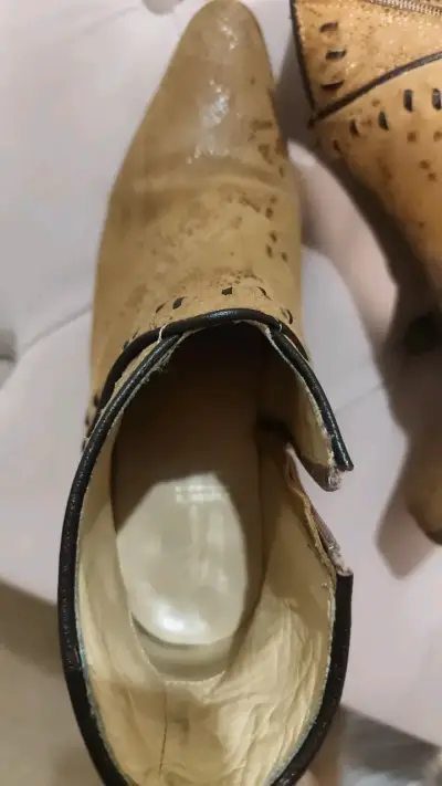 Botines de cuero beige con tacón y diseño calado - miniatura 5