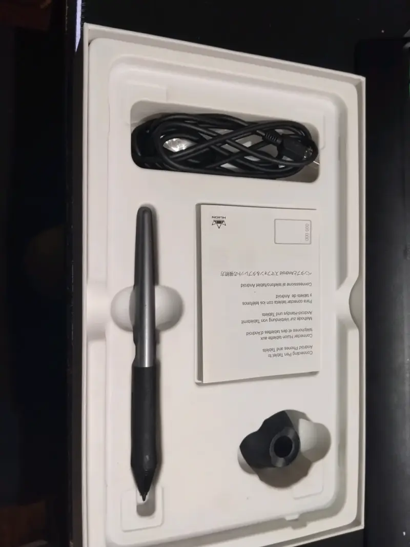 Tableta Gráfica Huion Inspiroy H640P - 2