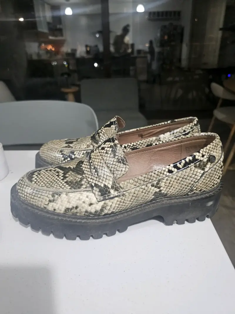 Mocasines de cuero con diseño de serpiente - 2