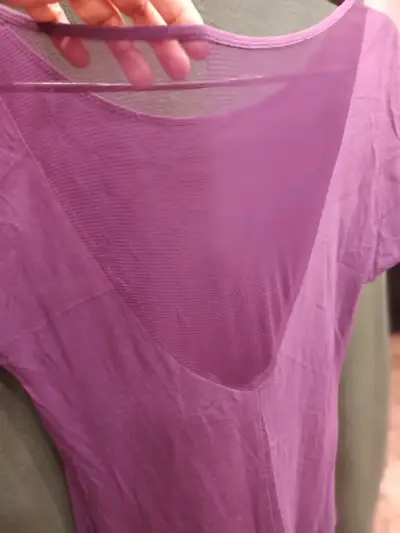 Polera Morada con Estampado de Mujer - miniatura 3