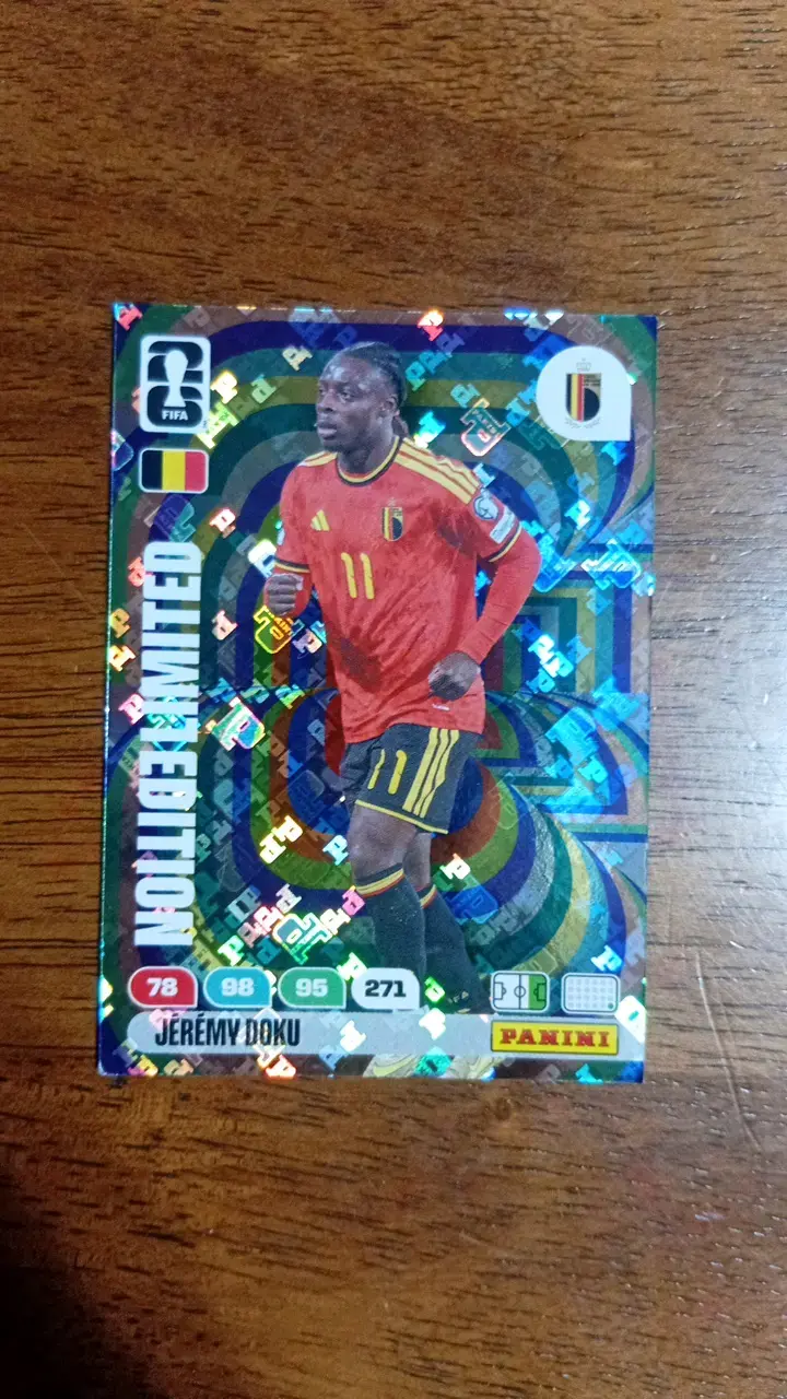 Tarjeta coleccionable Panini Jeremy Doku Edición Limitada - 1