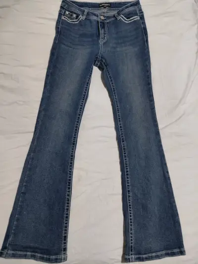 Jeans acampanados Harper & Ivy con encaje - miniatura 2