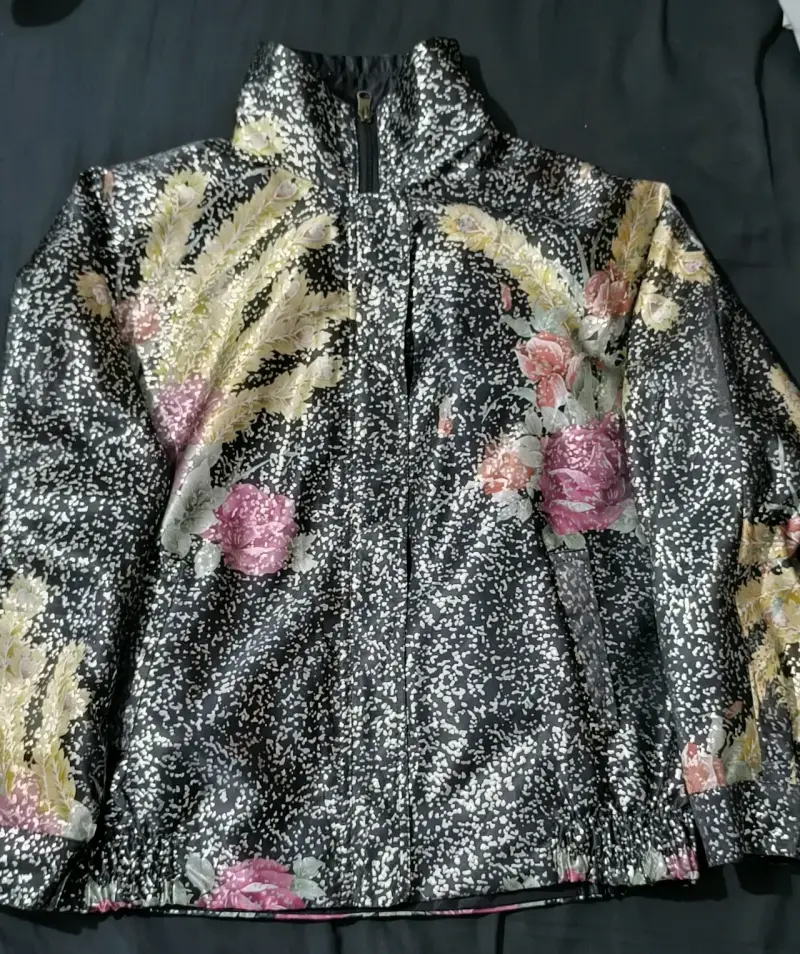 Chaqueta floral reversible para mujer