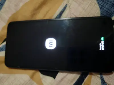 Smartphone Xiaomi 13t  Negro en Buen Estado - miniatura 2