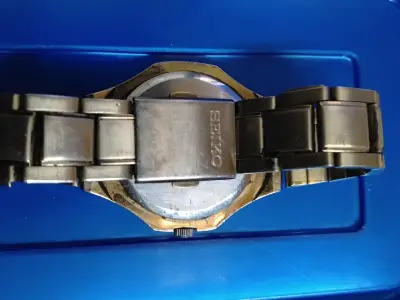 Reloj Seiko de acero inoxidable resistente al agua - miniatura 3