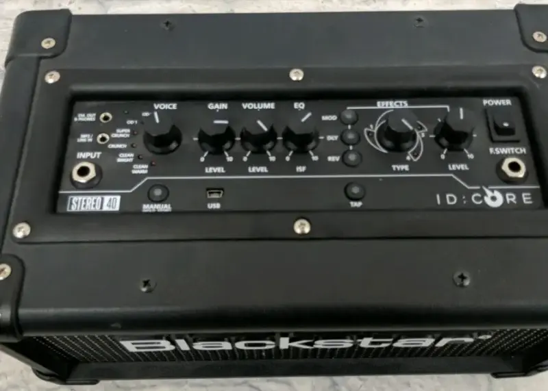 Amplificador de guitarra Blackstar ID:Core Stereo 40 - 4