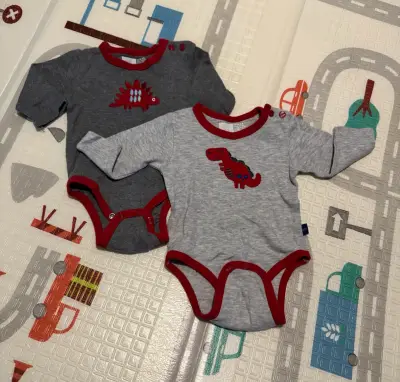 Conjunto de bodies para bebé mota 3-6 meses - miniatura 1