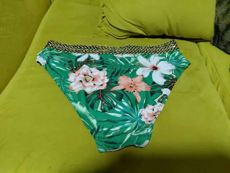 Bikini verde floral para mujer - 3