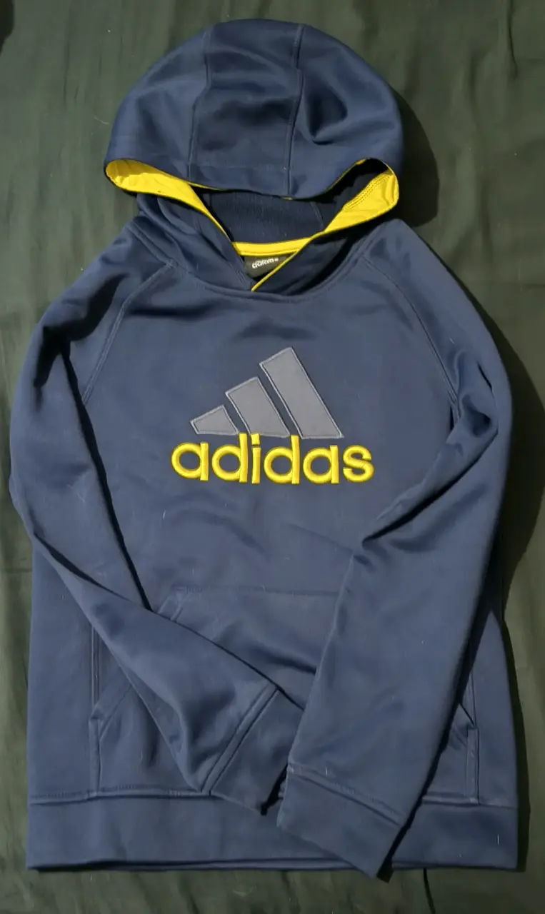 Polerón Adidas azul con capucha