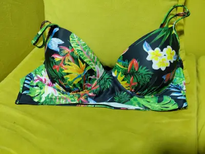 Bikini tropical estampado floral - miniatura 1