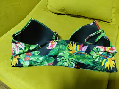 Bikini tropical estampado floral - miniatura 2