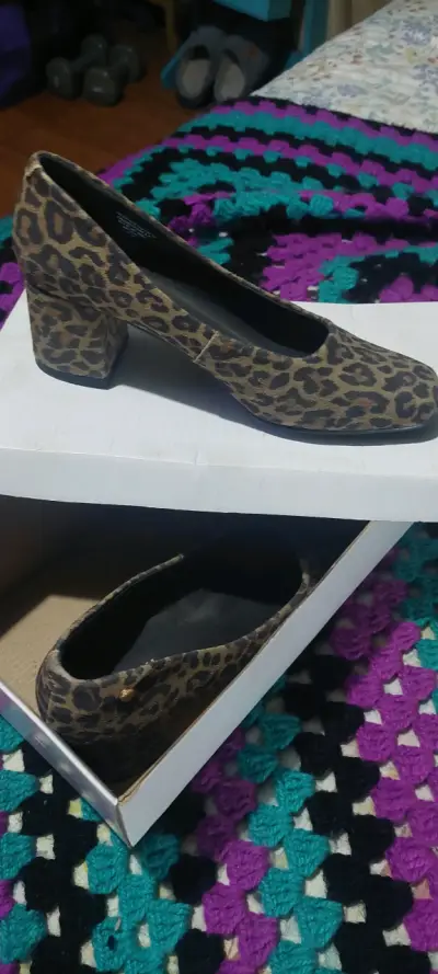 Zapatos de tacón bajo animal print Pollini - miniatura 2