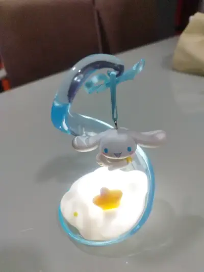 Lámpara decorativa Cinnamoroll con luz LED - miniatura 1