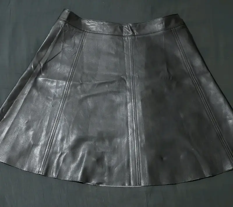 Falda de cuero negra H&M talla 42 - 1