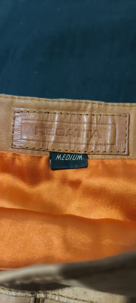 Falda corta de cuero marrón para mujer - 2
