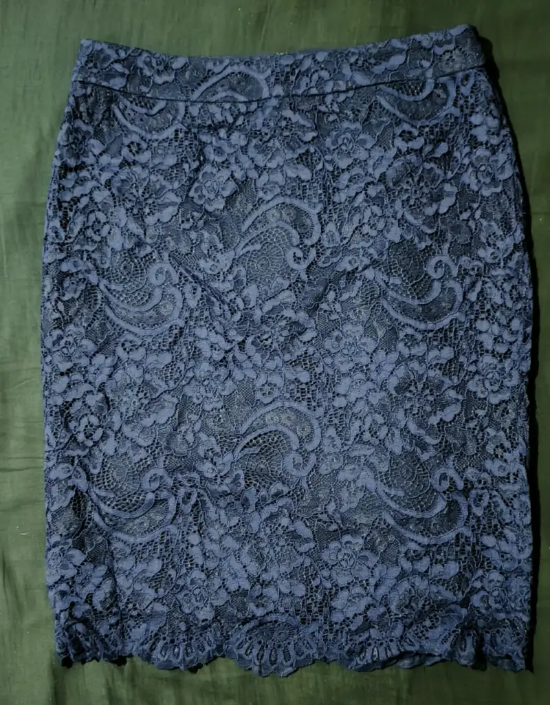 Falda de encaje azul marca Liola - 1