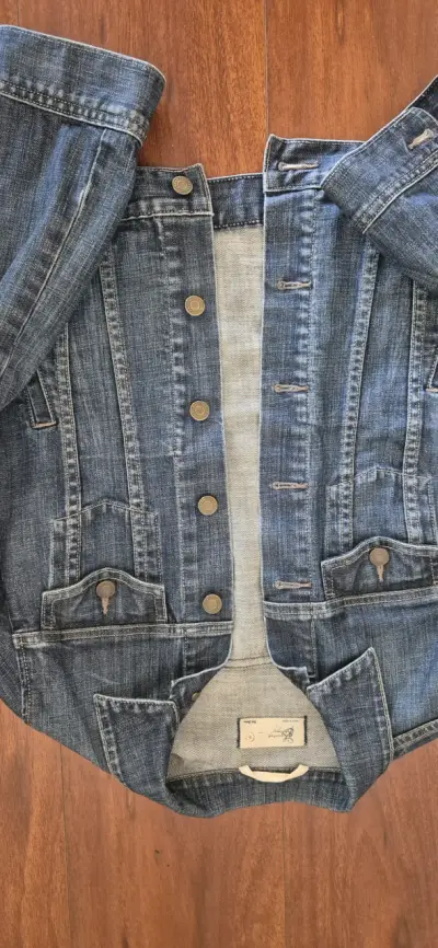 Chaqueta de mezclilla azul para mujer - miniatura 5