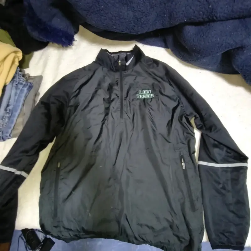 Cortaviento Nike Lobo Tennis Negro - 1