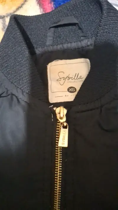 Chaqueta bomber negra Sybilla para mujer - miniatura 3
