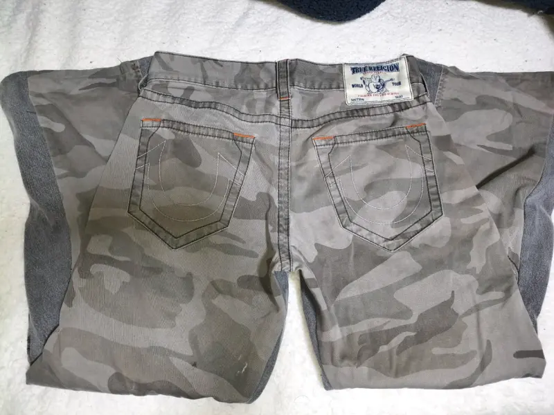 Pantalones camuflados True Religion para hombre - 3