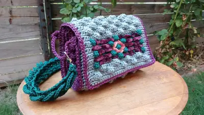 Cartera tejida a crochet multicolor - miniatura 4