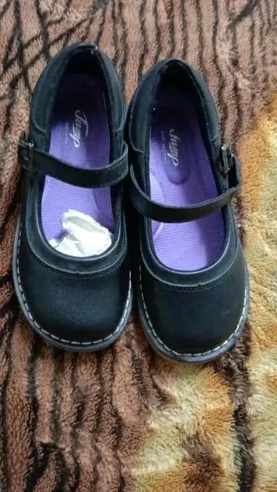 Zapatos escolares negros para niña marca Jump - miniatura 1