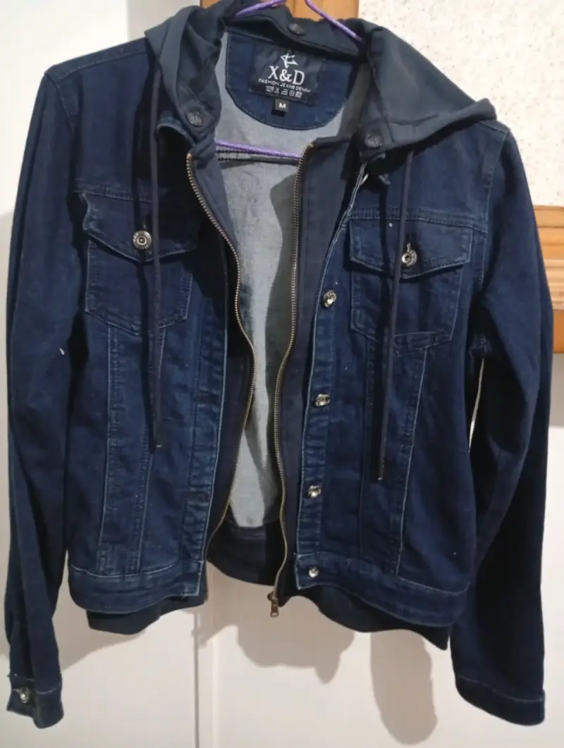 Chaqueta de mezclilla con capucha X&D
