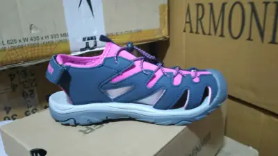 Sandalias deportivas para niñas azul y rosa - miniatura 1