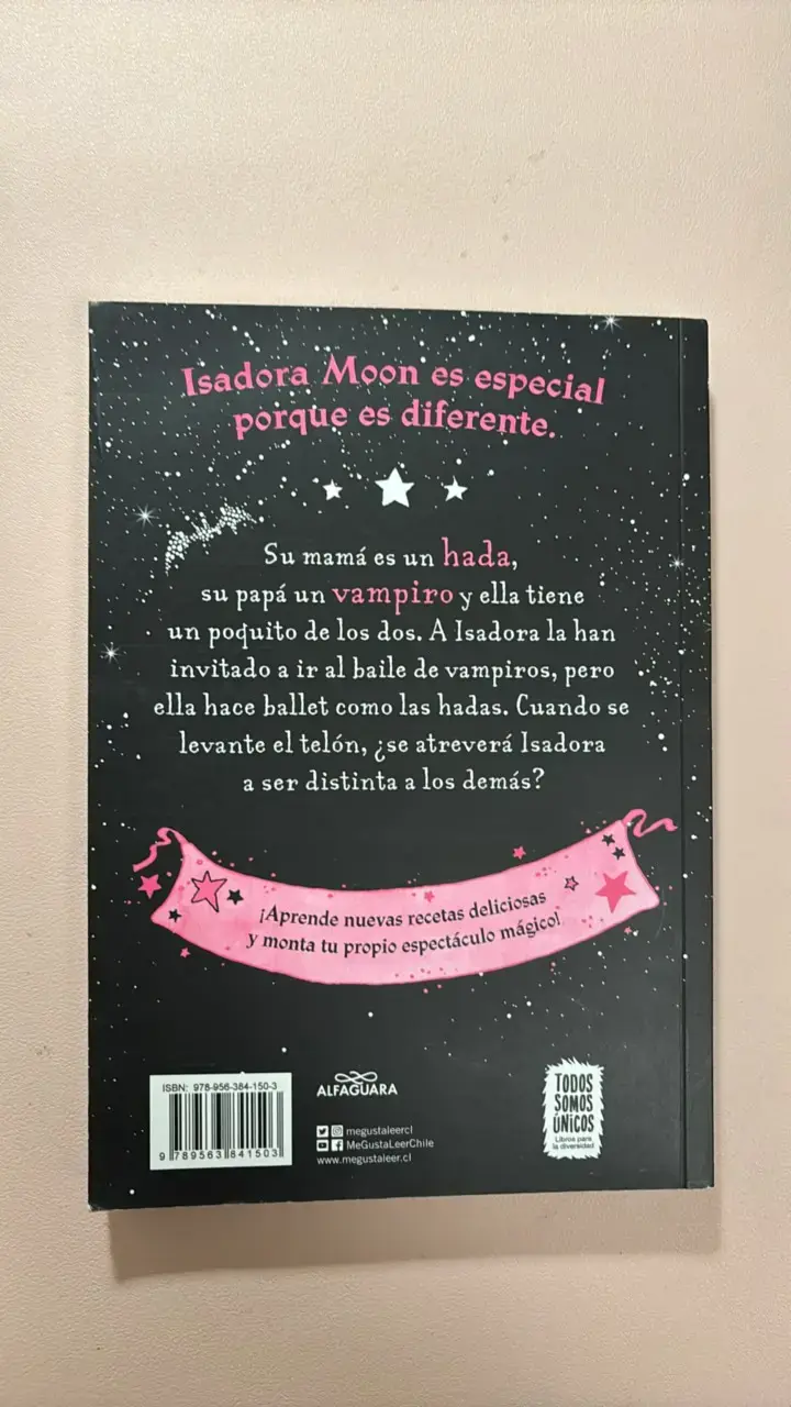 Libro Isadora Moon y la Noche Mágica - 2