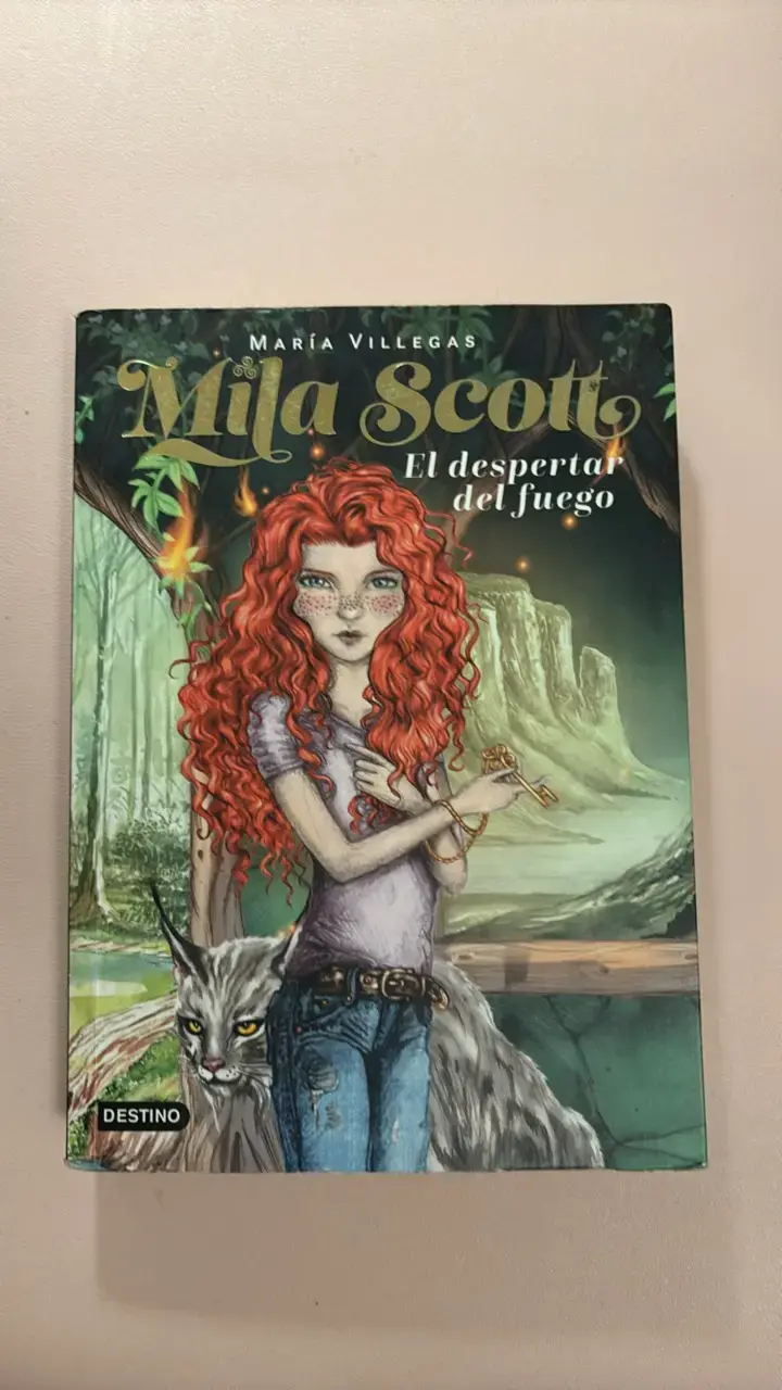 Libro Mila Scott: El Despertar del Fuego - 1
